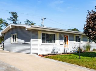 2800 W Brookfield Dr, Muncie, IN 47302