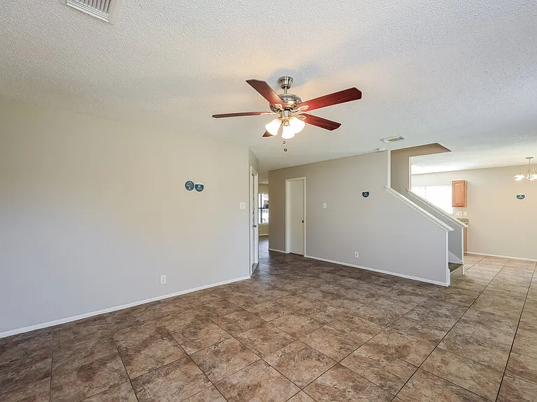 3191 Beacon Fld — Photo 6