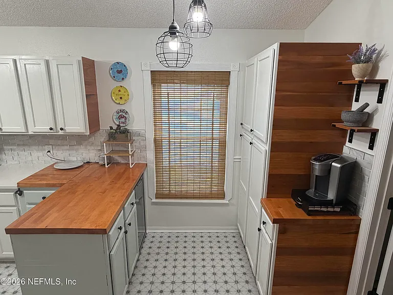 11058 Miata Ct — Photo 14