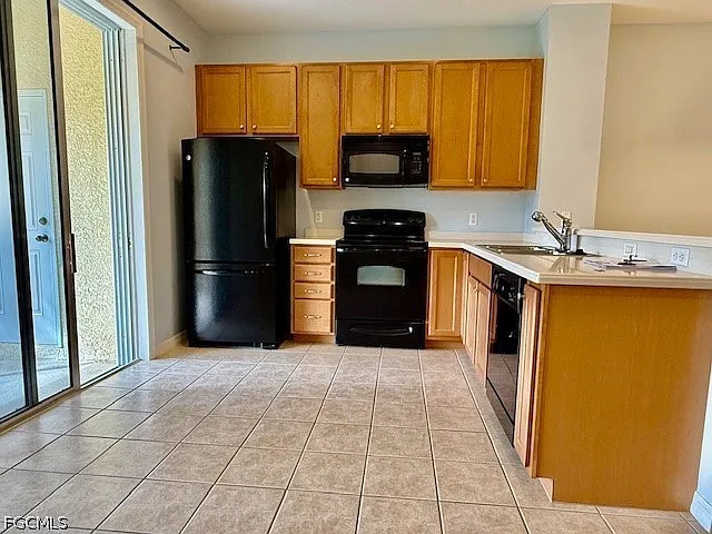 2339 Felicity Pl — Photo 7