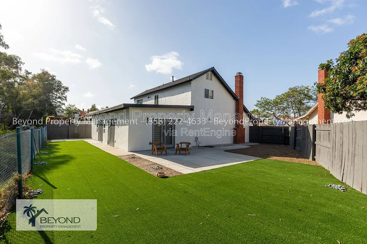 Building Photo - 8987 Jade Coast Ln