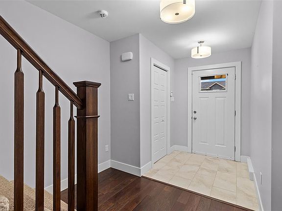4th image of 47 Great Southern Drive