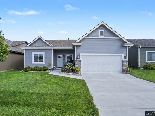 17010 Mary St, Omaha, NE 68116
