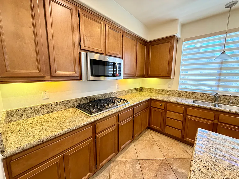12488 Celebration Dr — Photo 12
