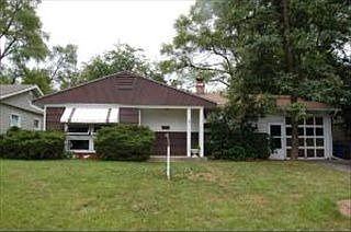 1st image of 29 Hickory Dr