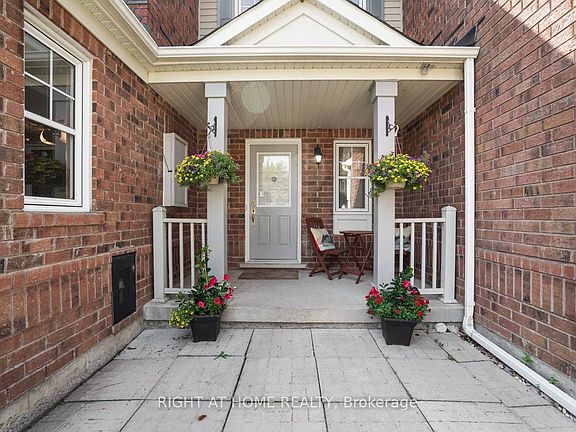 2nd image of 84 Dougherty Cres