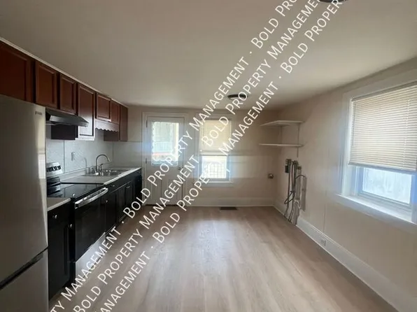 137 S 4th St APT 2, Lebanon, PA 17042