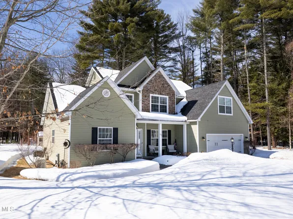 123 Richmond Hill Drive, Queensbury, NY 12804
