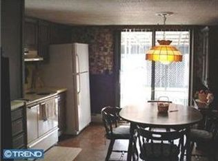 2225 N Rockhill Rd, Sellersville, PA 18960
