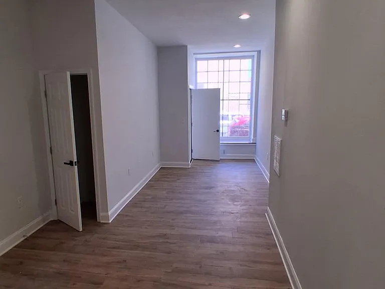 227 W Mulberry St #1 — Photo 16