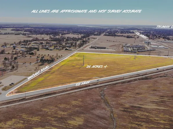 1701 N Vansant Rd, Clinton, MO 64735