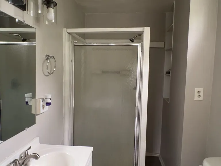 714 Berry St #1 — Photo 3