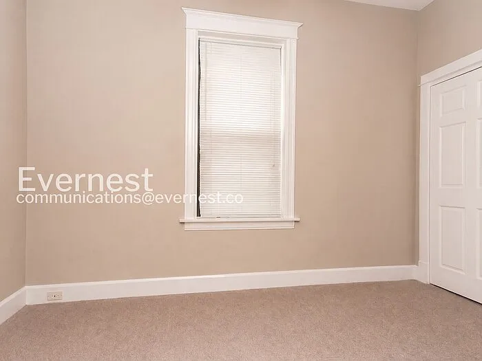 821 N Winchester Ave #3 — Photo 6