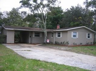7542 Brockhurst Dr, Jacksonville, FL 32277