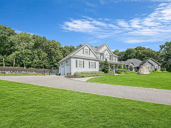2nd image of 149 Dogwood Dr