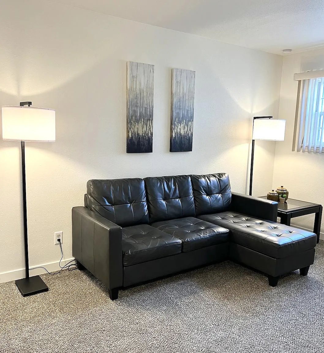 1 bed, 650 sqft, $1,795 — Photo 3
