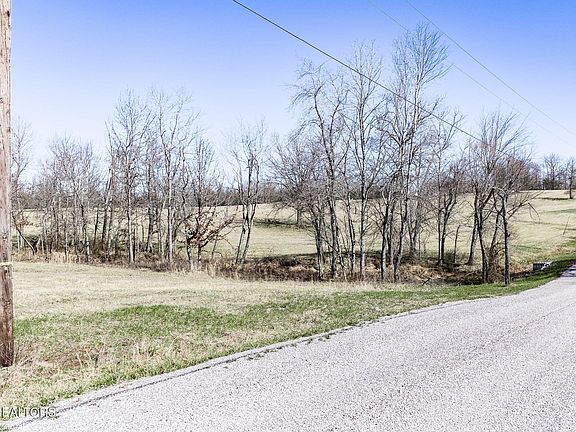 5th image of 10 Nicholson Dr Lot 10