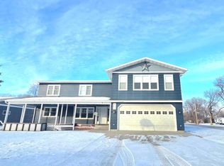 811 1st Ave E, Ada, MN 56510