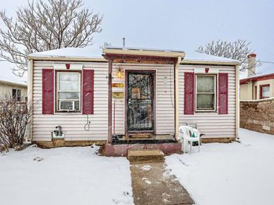 835 Grove St, Denver, CO 80204
