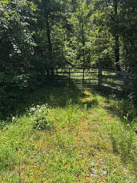 2nd image of 3980 Clinton Ct #4