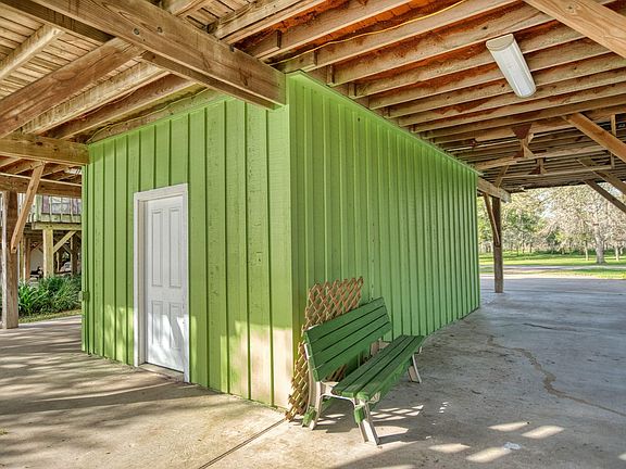 2nd image of 4641 Rio Dr