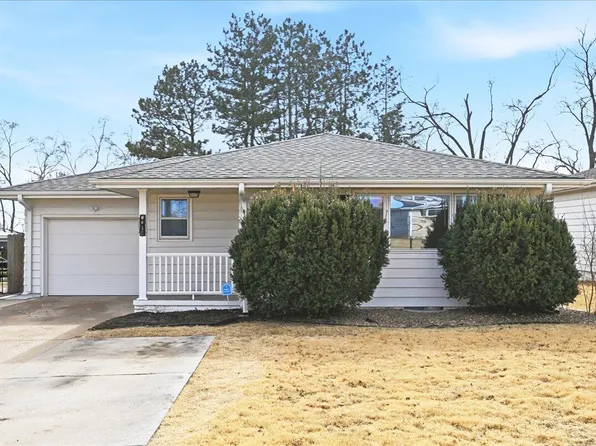 6915 B St, Omaha, NE 68106