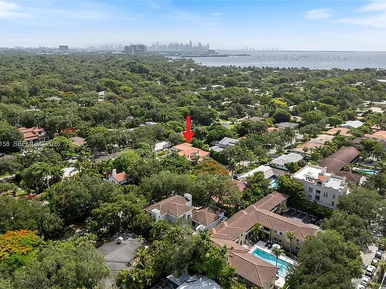 145 W Sunrise Ave — Photo 36