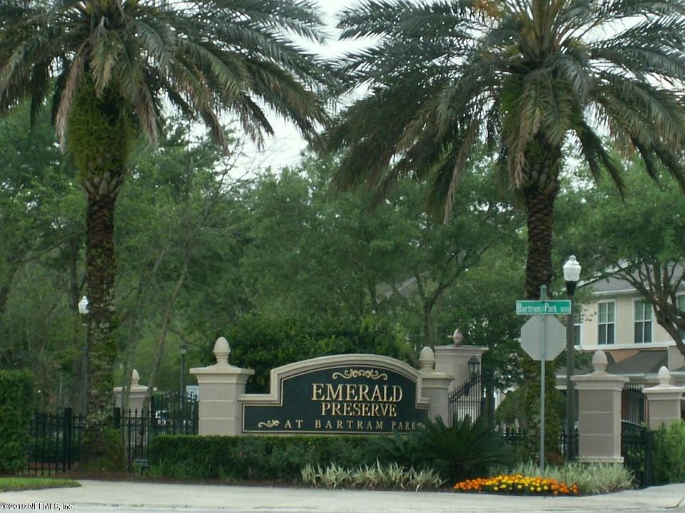 1st image of 5915 Pavilion Dr