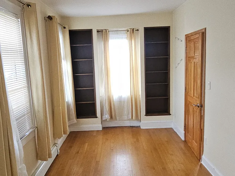 59 Sterling Ave #2 — Photo 27