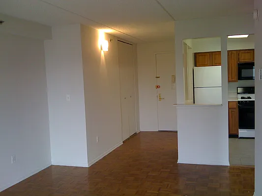 Rented by Prime Realty | media 25