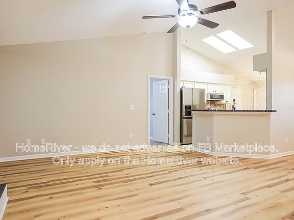 3rd image of 3111 Olde Sutton Parke Dr