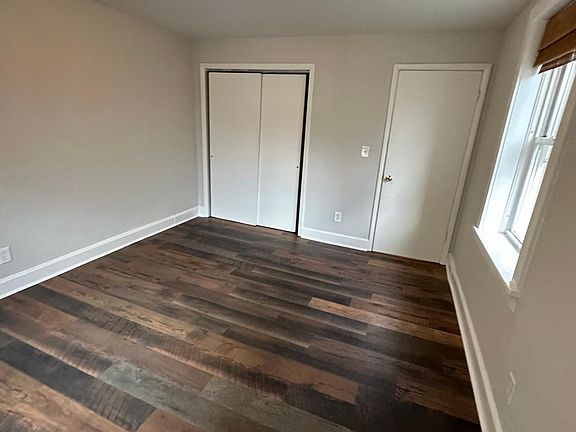 4th image of 22 Glenbrook Rd APT 214