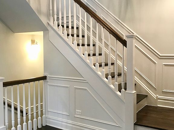 3rd image of 1183 Home Ave