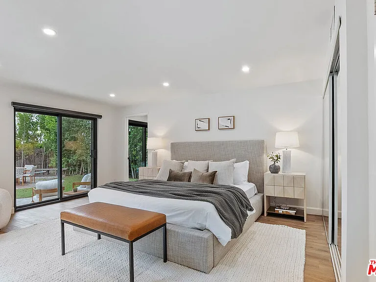 11346 Thurston Pl — Photo 17