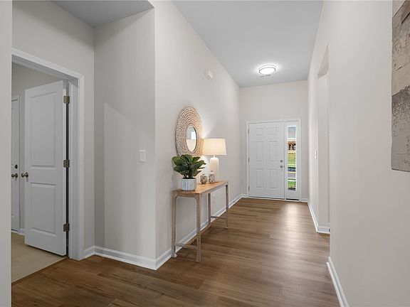 4th image of 204 Branford St #Sun0126