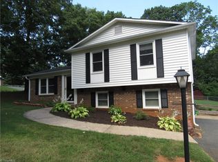 101 Peachtree Ln, King, NC 27021