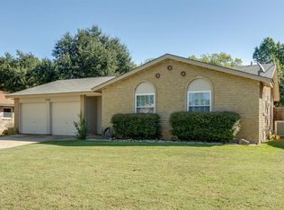 1506 Aransas Dr, Euless, TX 76039