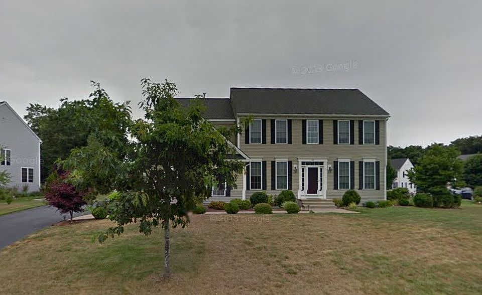 1st image of 22 Seaver Farm Ln