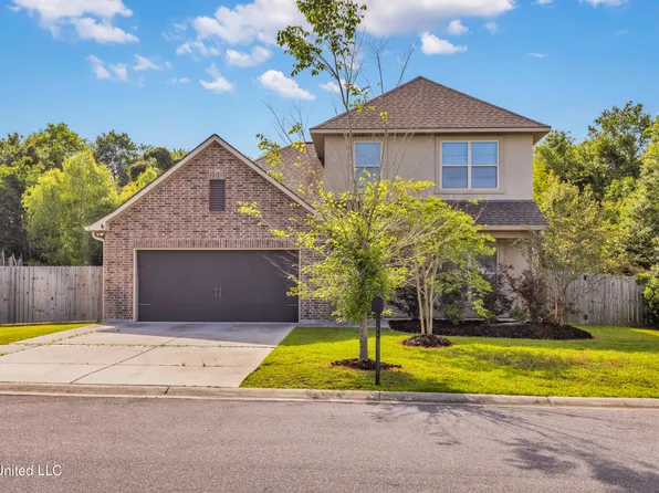 832 Reunion Place Cir, Biloxi, MS 39532