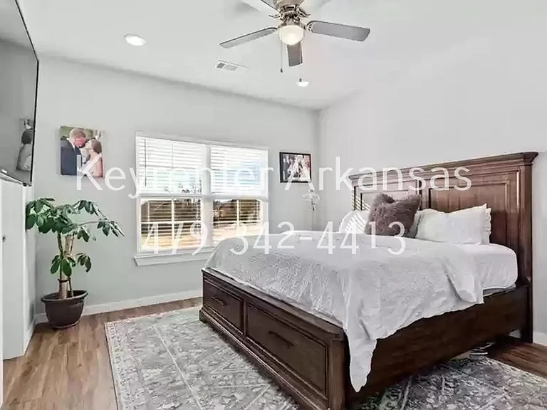 Come live in this brand new duplex in the heart of NWA — Photo 13