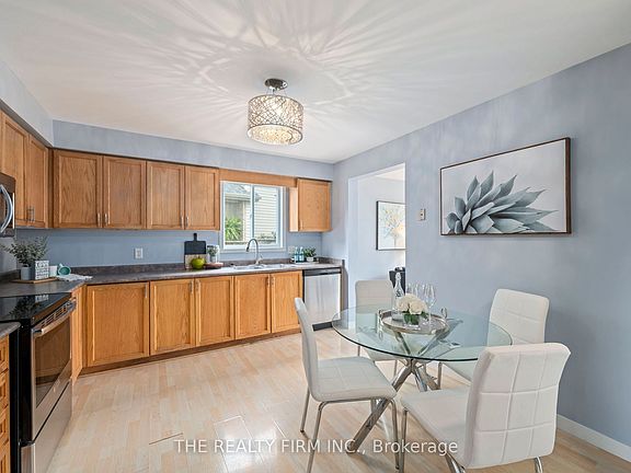 5th image of 567 Fieldgate Cir