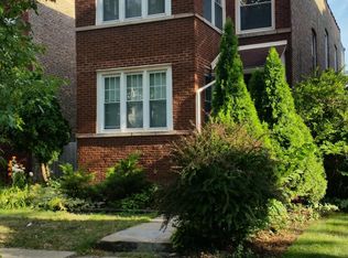 4053 W Waveland Ave, Chicago, IL 60641