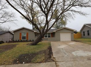 2424 Candleberry Dr, Mesquite, TX 75149