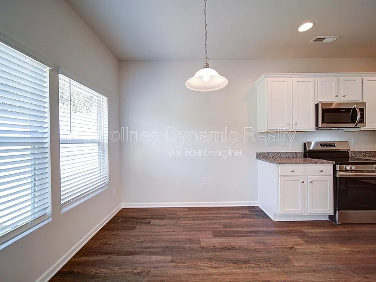 914 S Battleground Ave #4 — Photo 17