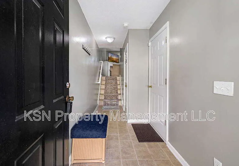 13 Orchid Ln — Photo 3