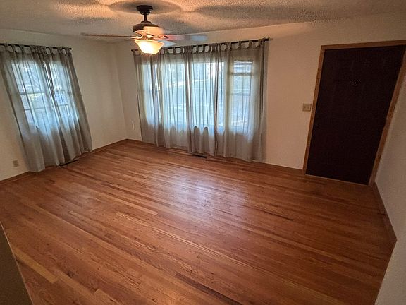 3rd image of 2535 S 54th St
