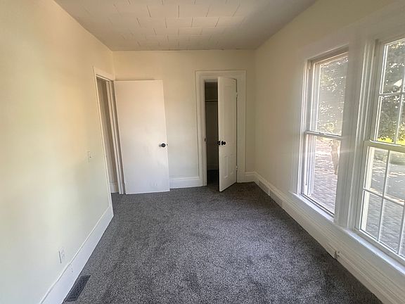 3rd image of 226 Fulton Ave Unit 2