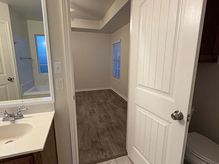 5417 Yellow Brick Rd — Photo 23