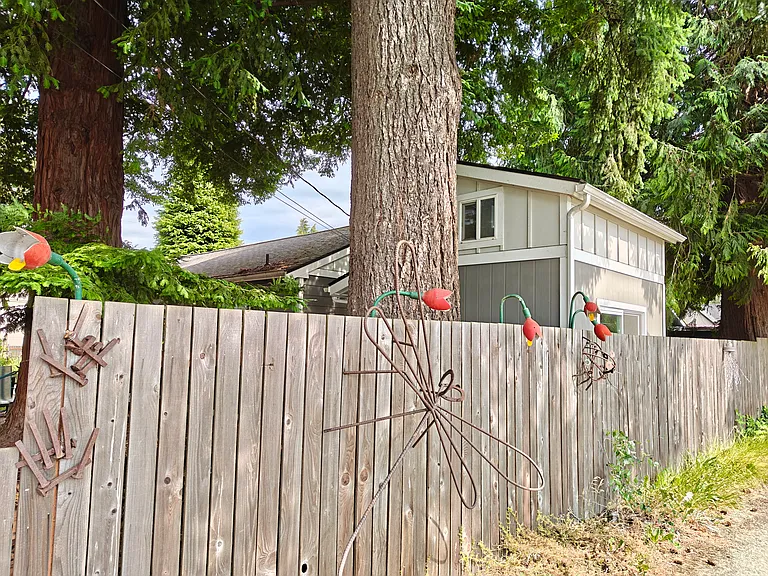 4703 S Thistle St — Photo 9
