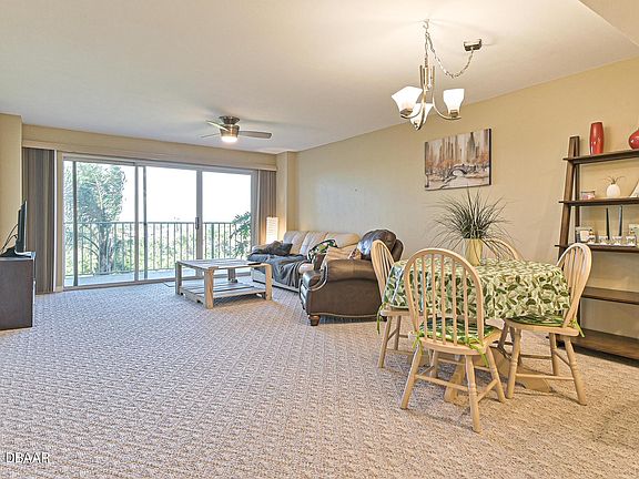 4th image of 4 Oceans West Blvd APT 407A
